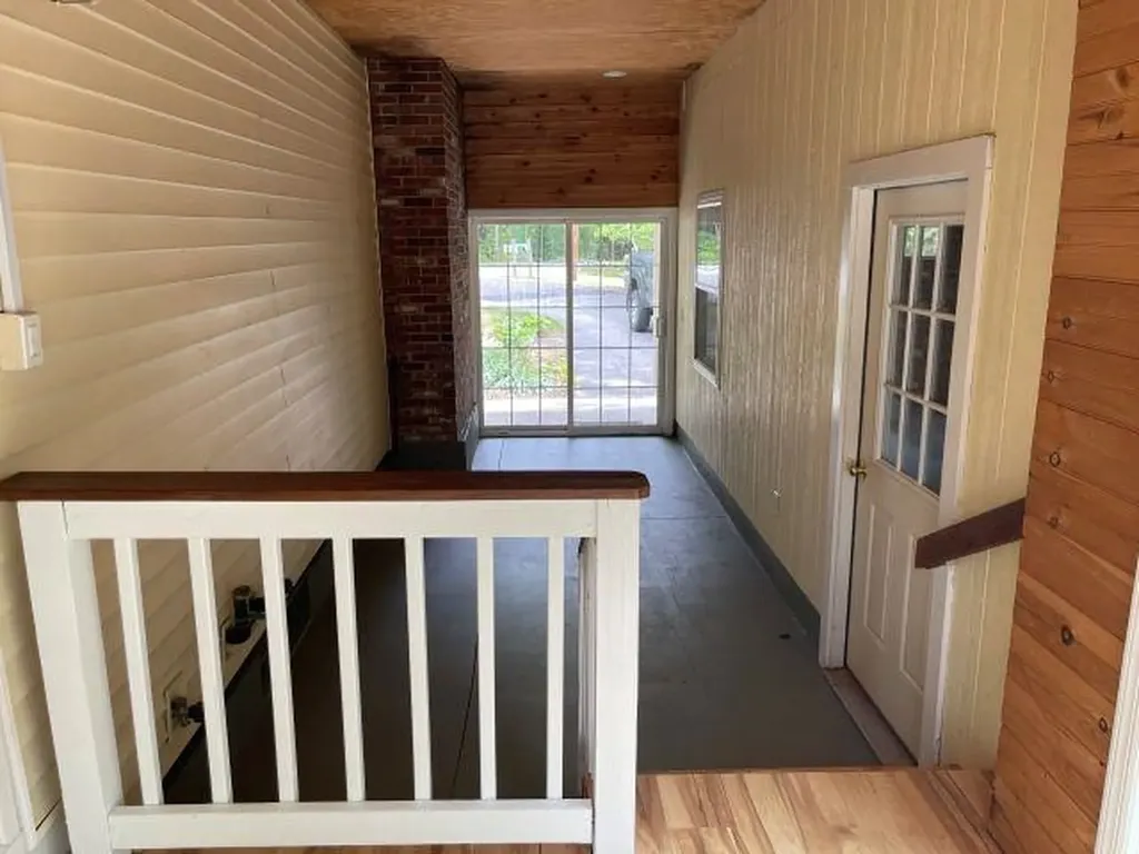 28 Westwood Drive Henniker NH 03242