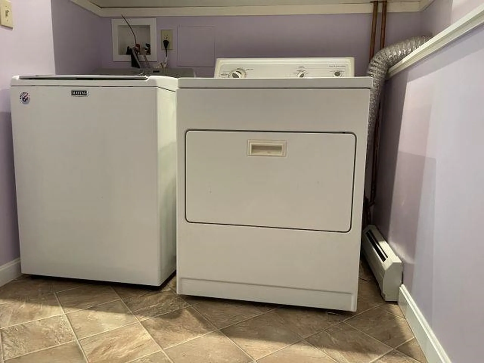28 Westwood Drive Henniker NH 03242