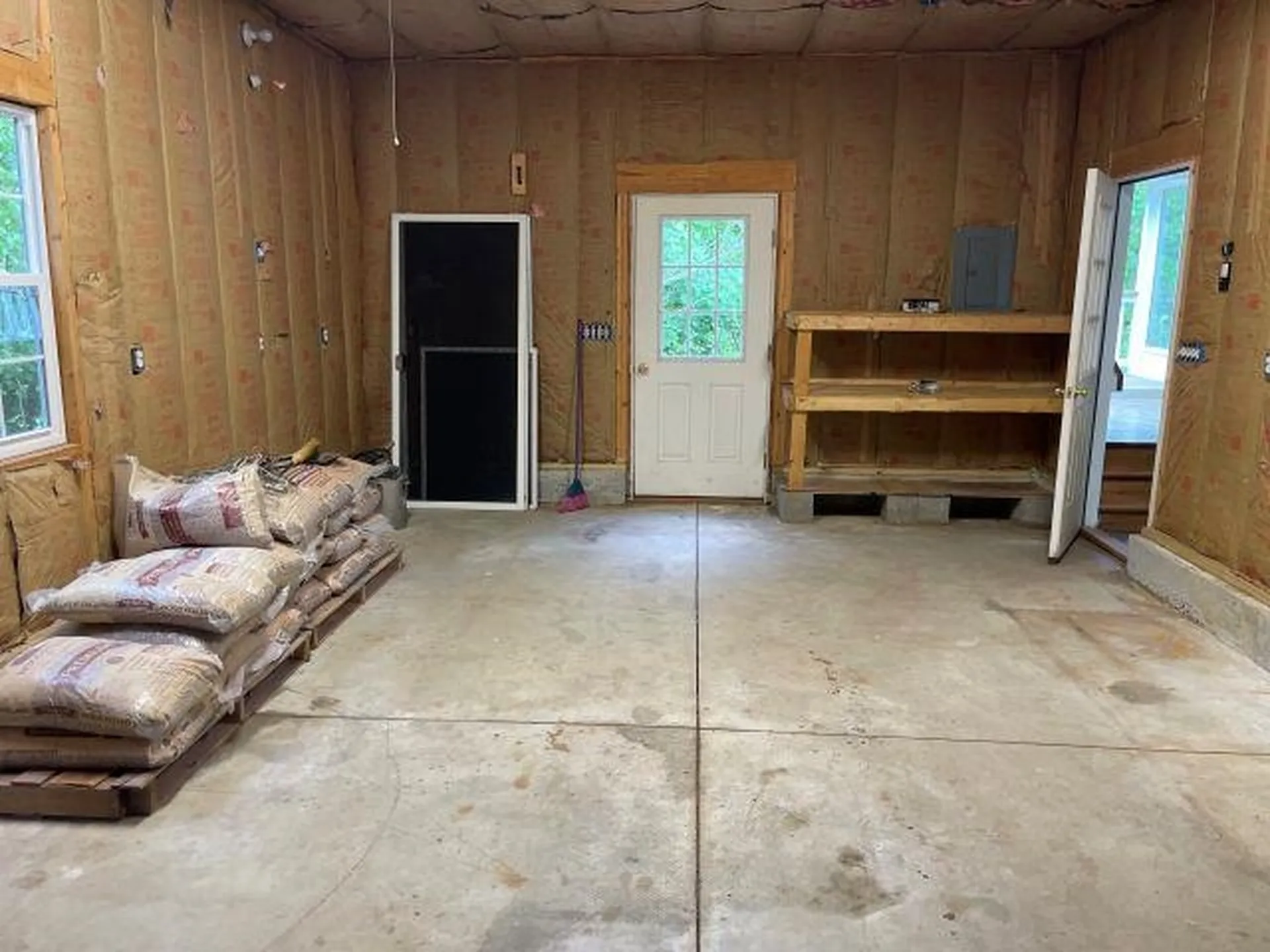 28 Westwood Drive Henniker NH 03242