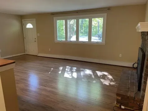 28 Westwood Drive Henniker NH 03242