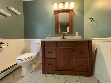 28 Westwood Drive Henniker NH 03242