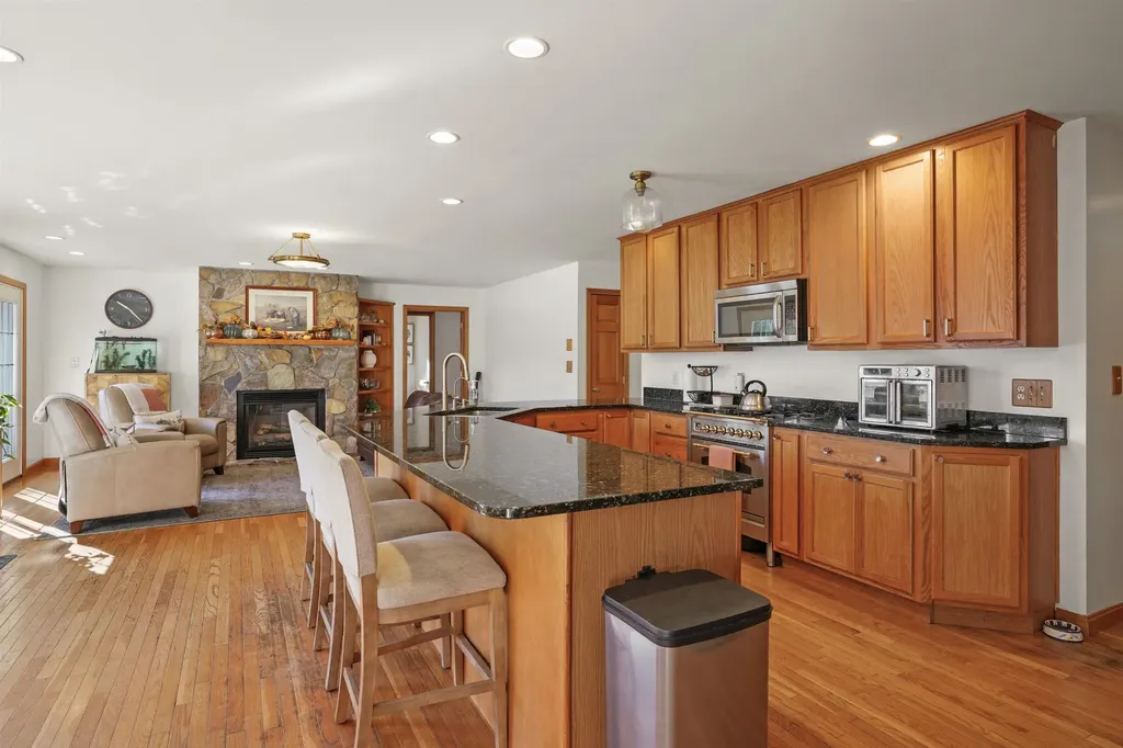 110 Red Gate Lane Rindge NH 03461