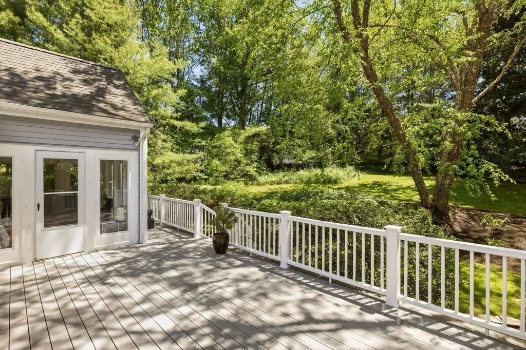 108 Tidewater Farm Road Stratham NH 03885