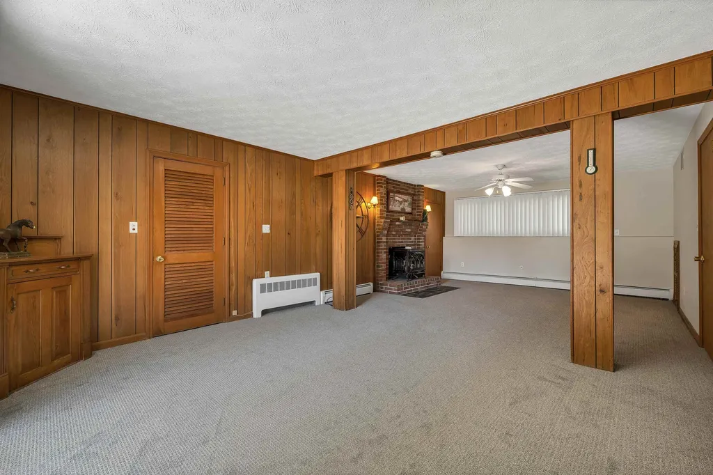 107 Kendall Pond Road Windham NH 03087