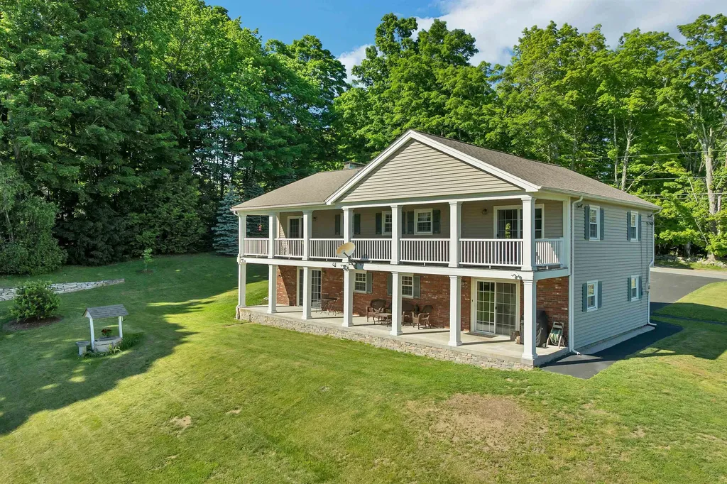 107 Kendall Pond Road Windham NH 03087