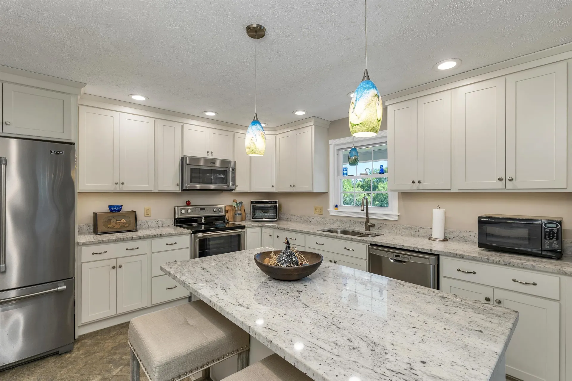 107 Kendall Pond Road Windham NH 03087