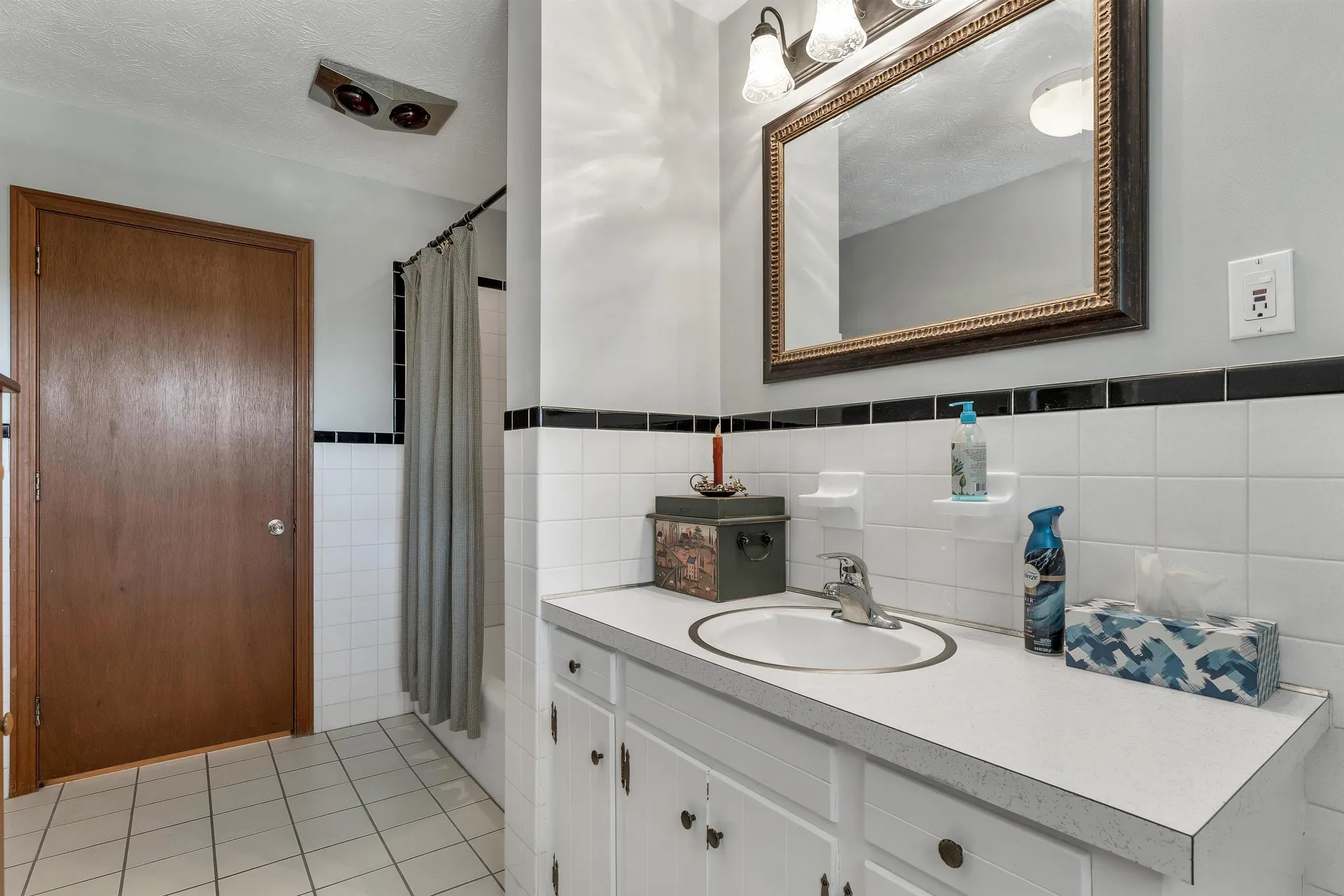 107 Kendall Pond Road Windham NH 03087