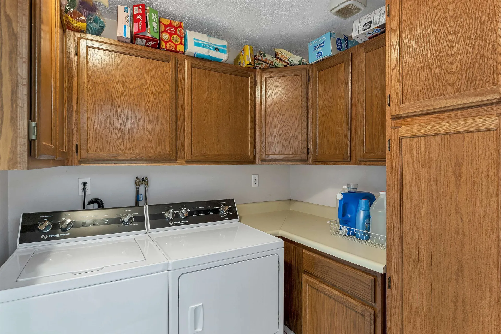 107 Kendall Pond Road Windham NH 03087