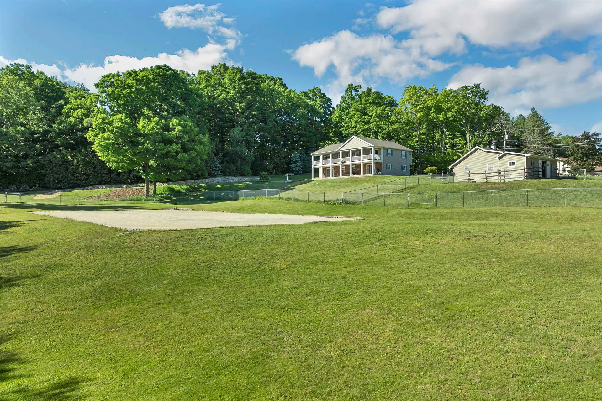 107 Kendall Pond Road Windham NH 03087