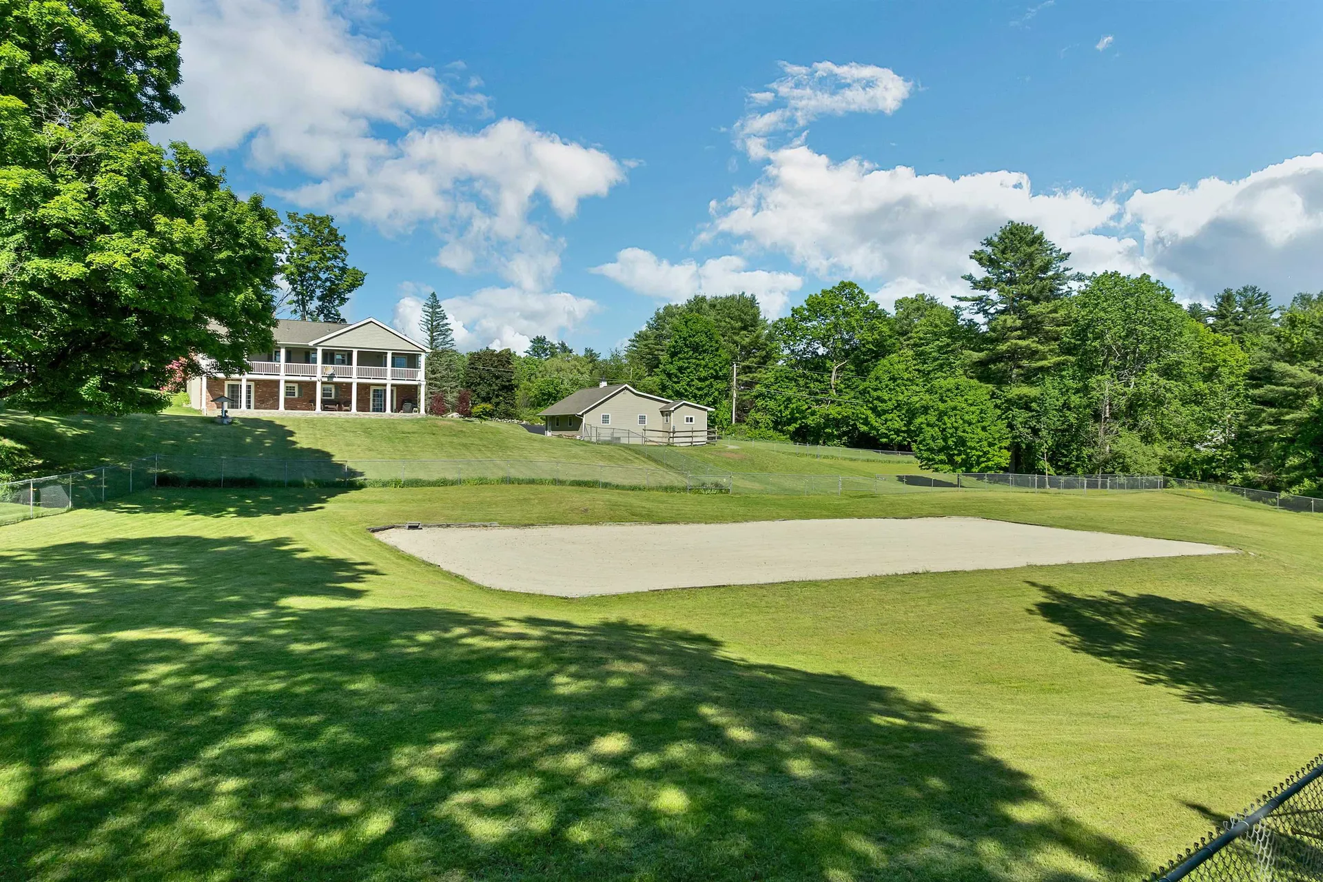 107 Kendall Pond Road Windham NH 03087