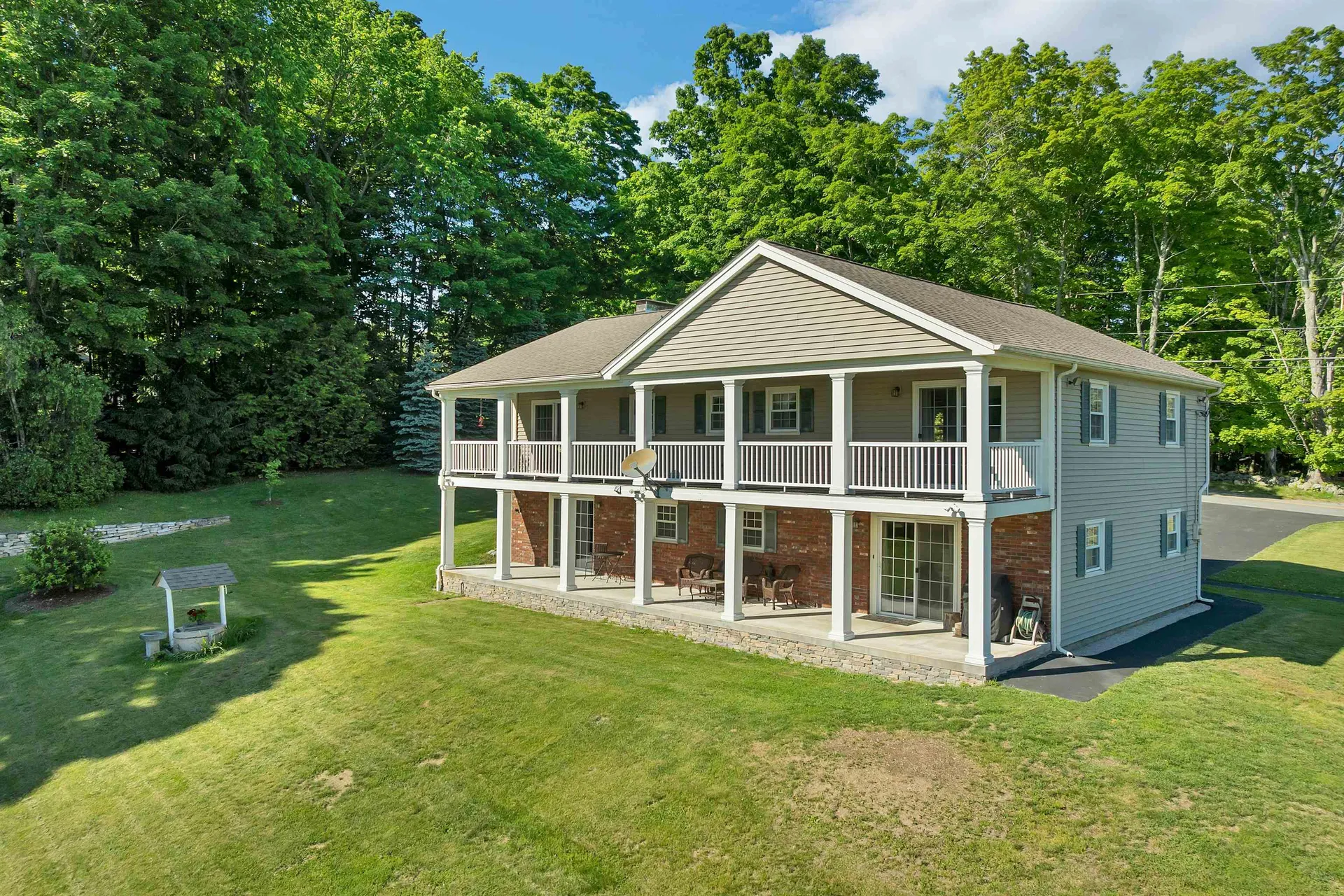107 Kendall Pond Road Windham NH 03087