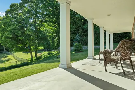 107 Kendall Pond Road Windham NH 03087