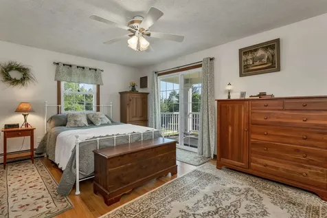 107 Kendall Pond Road Windham NH 03087