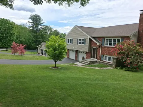 107 Kendall Pond Road Windham NH 03087