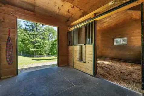107 Kendall Pond Road Windham NH 03087