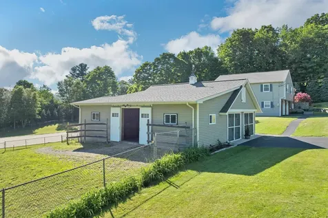 107 Kendall Pond Road Windham NH 03087