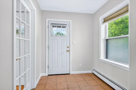 33 Acorn Street Hartford VT 05001