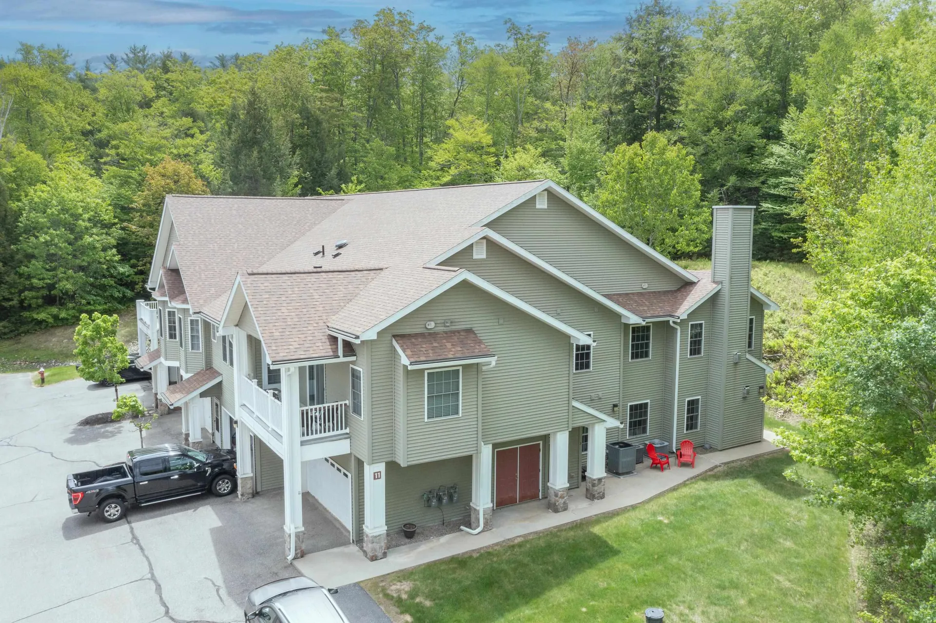 11 Blueberry Hill Road Plymouth NH 03264