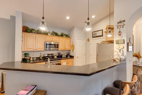 11 Blueberry Hill Road Plymouth NH 03264