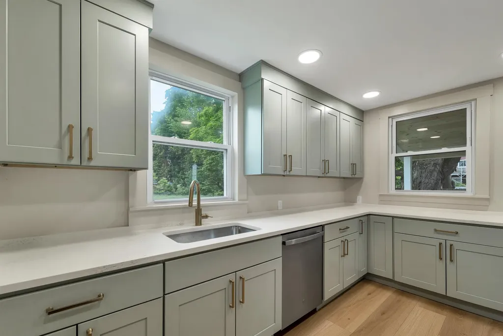 33 Spruce Street Concord NH 03301