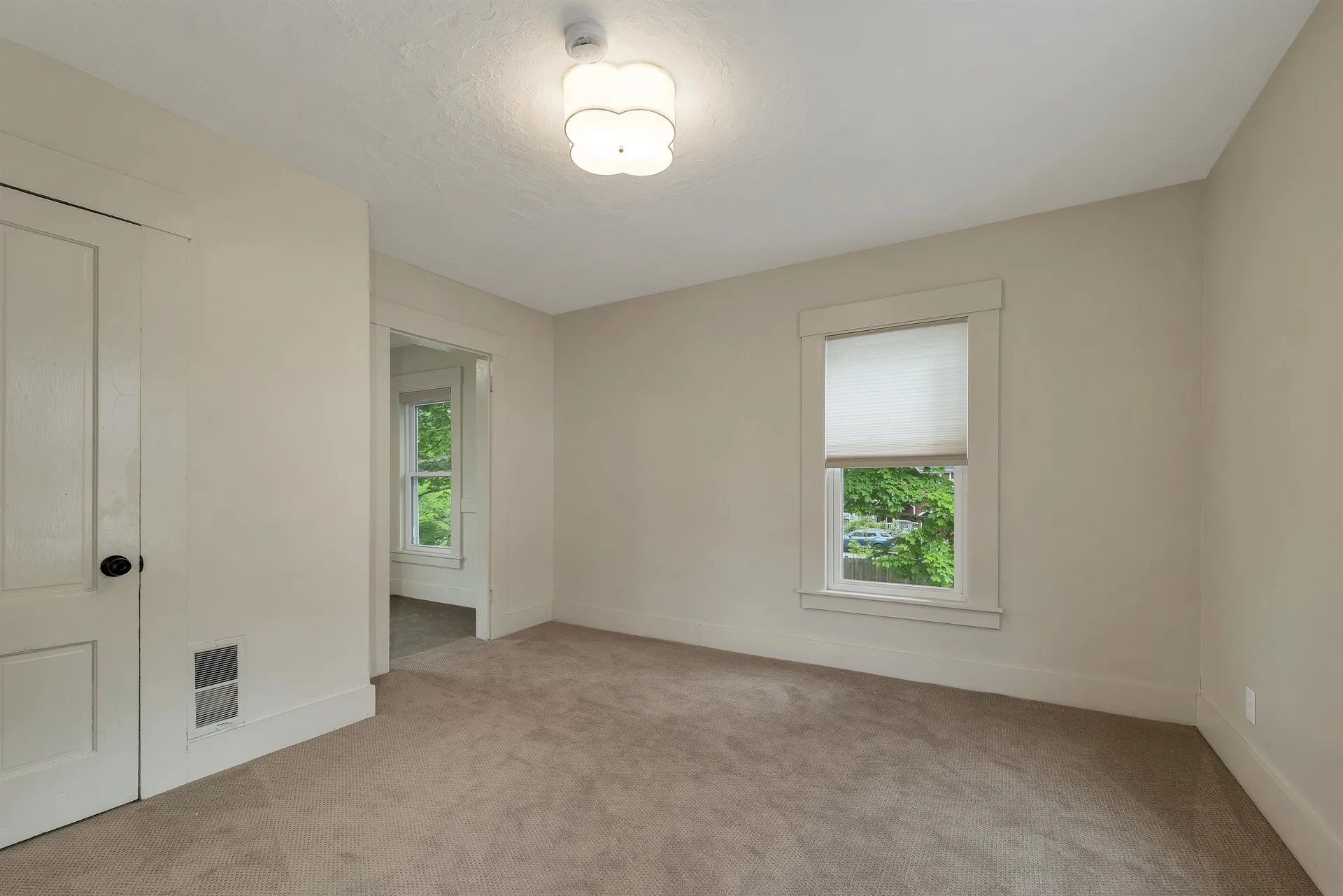 33 Spruce Street Concord NH 03301