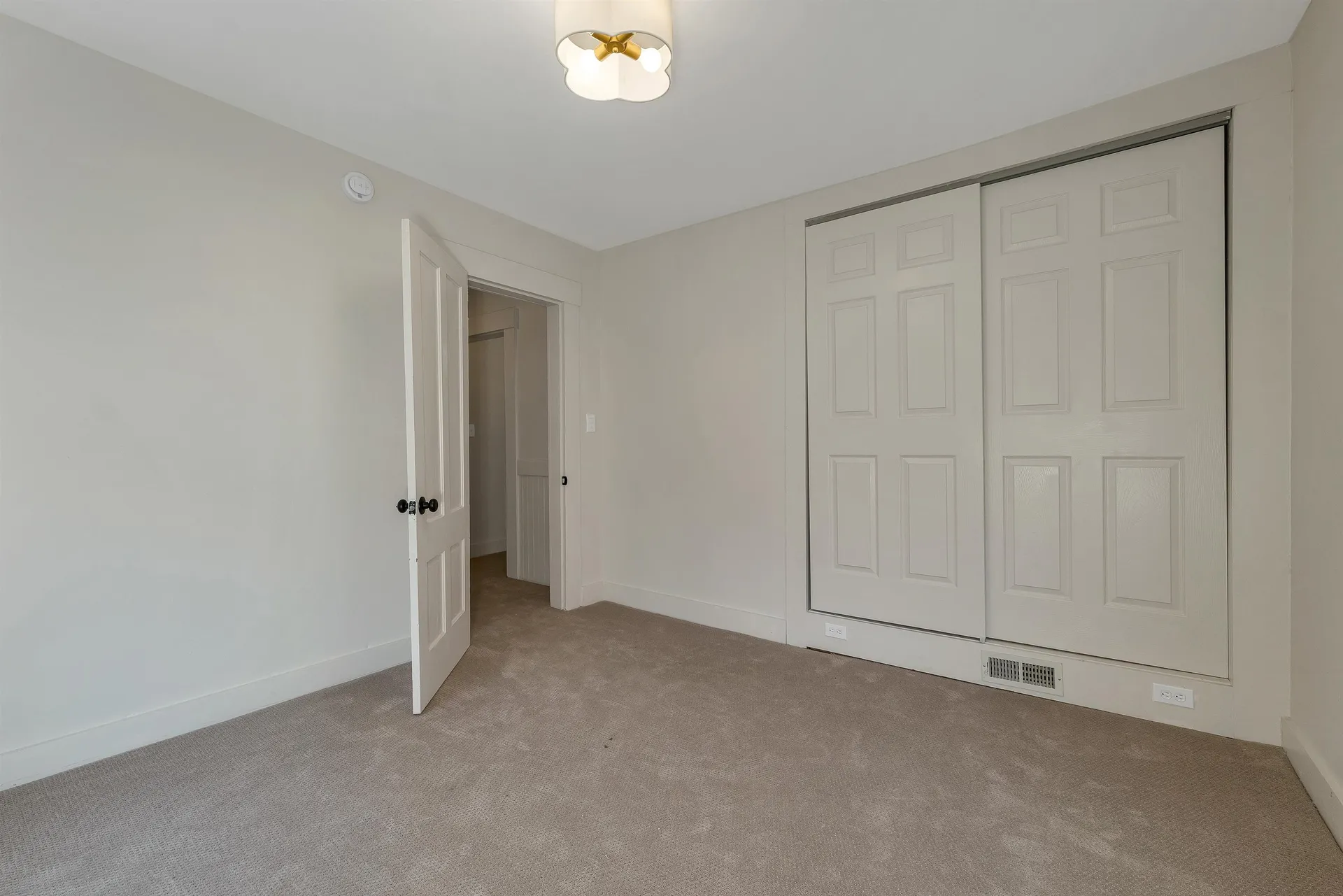 33 Spruce Street Concord NH 03301