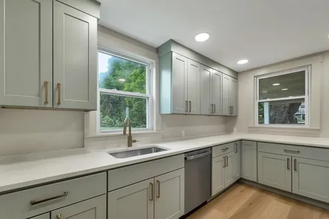 33 Spruce Street Concord NH 03301