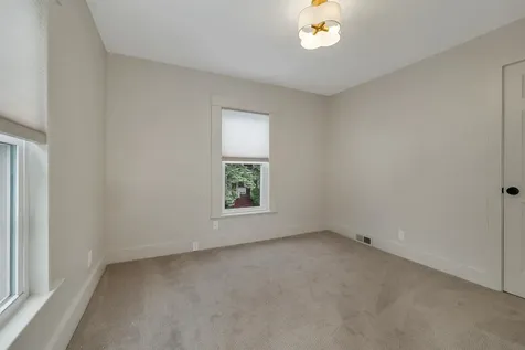 33 Spruce Street Concord NH 03301