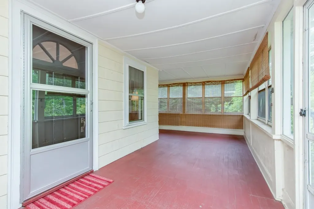 493 Clinton Street Concord NH 03301
