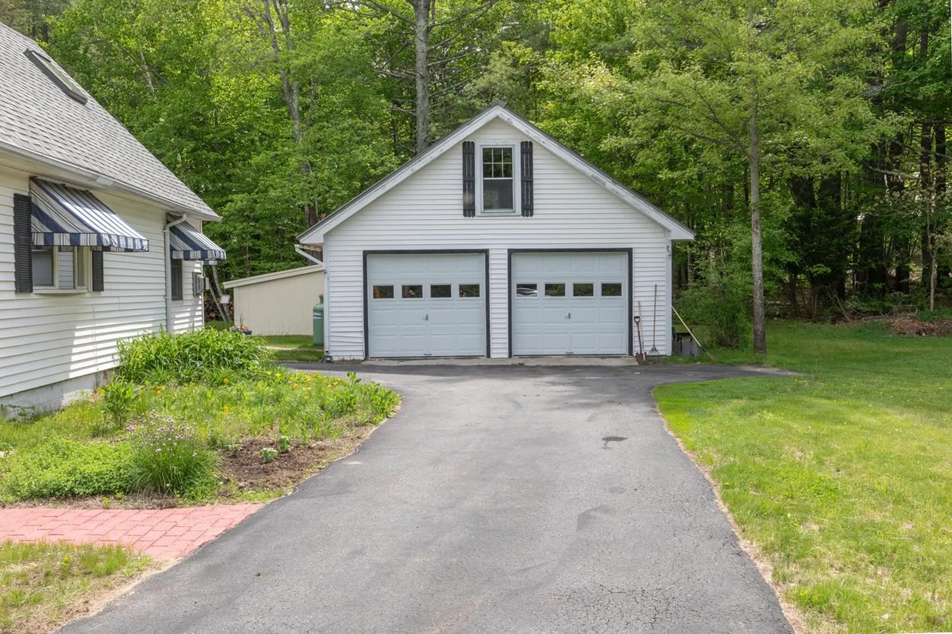 493 Clinton Street Concord NH 03301