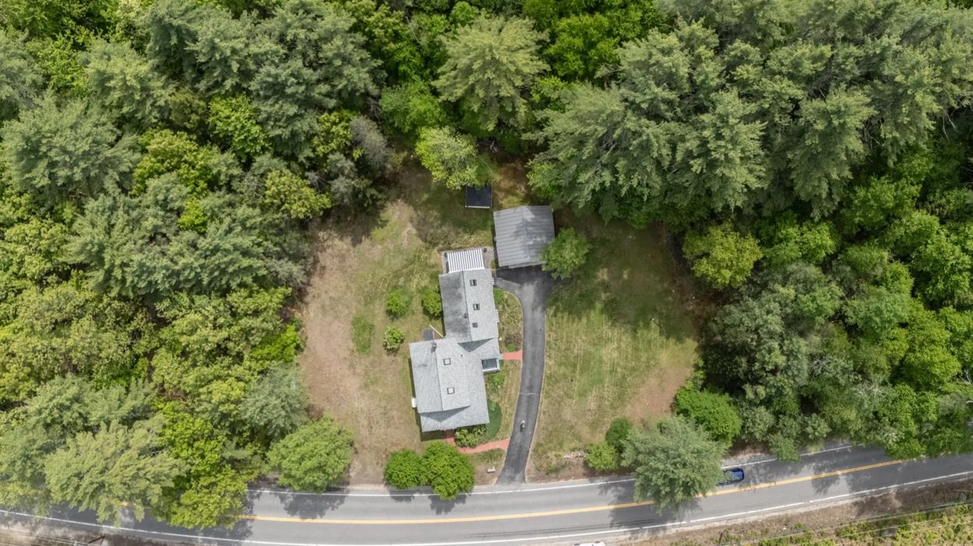 493 Clinton Street Concord NH 03301