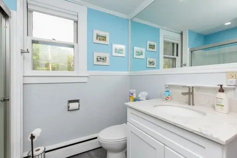 493 Clinton Street Concord NH 03301