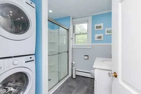 493 Clinton Street Concord NH 03301