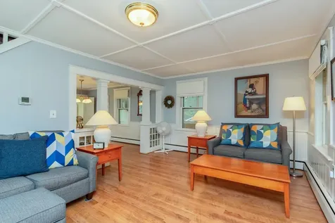 493 Clinton Street Concord NH 03301