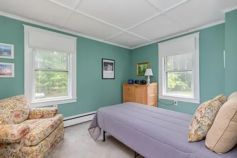 493 Clinton Street Concord NH 03301