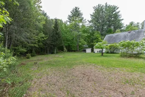 493 Clinton Street Concord NH 03301