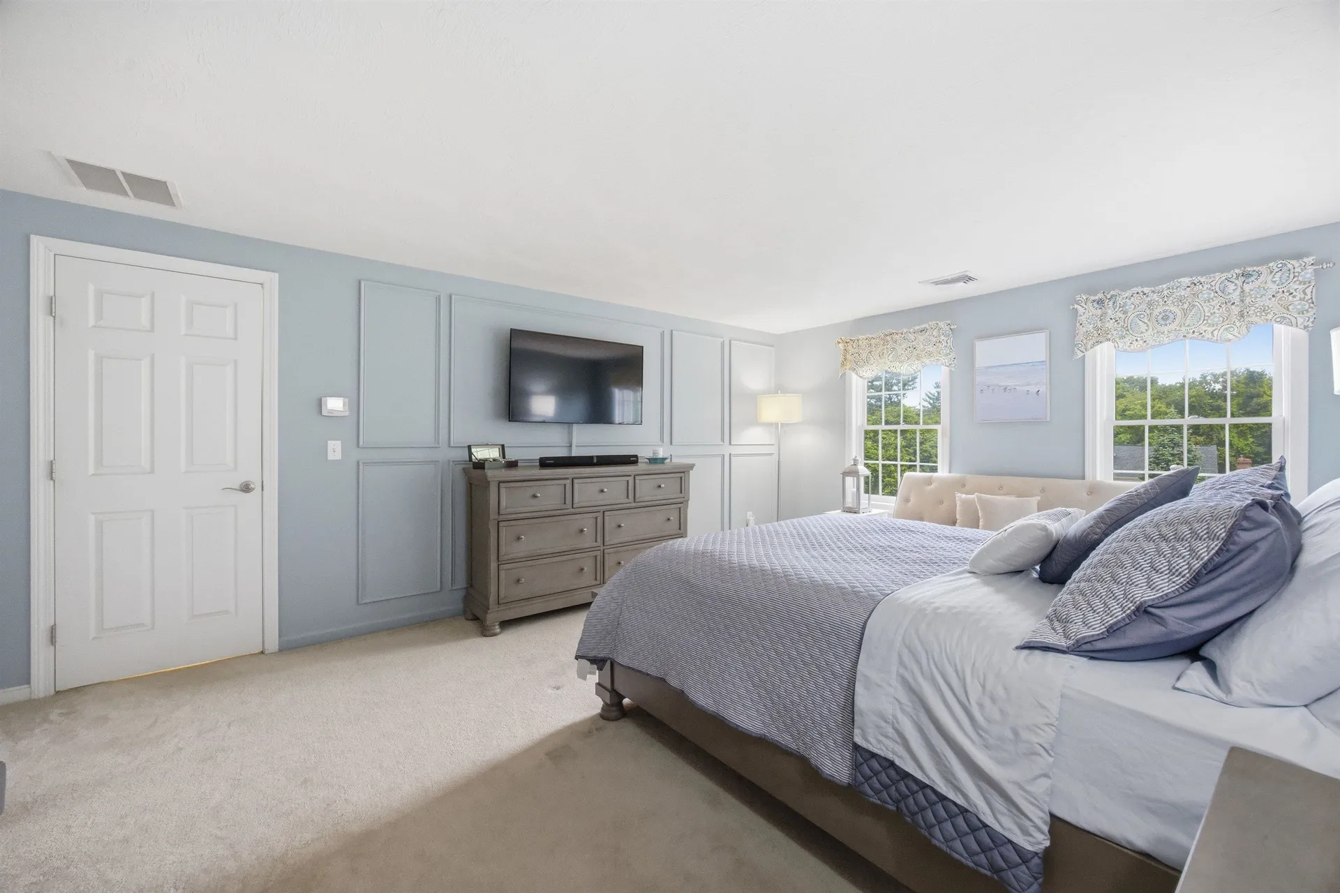 3 Faye Lane Londonderry NH 03053