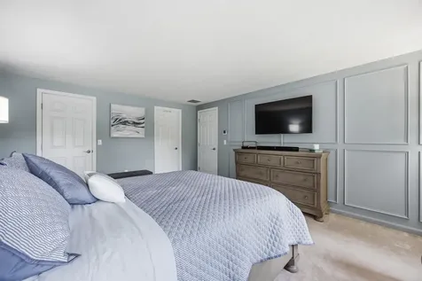 3 Faye Lane Londonderry NH 03053