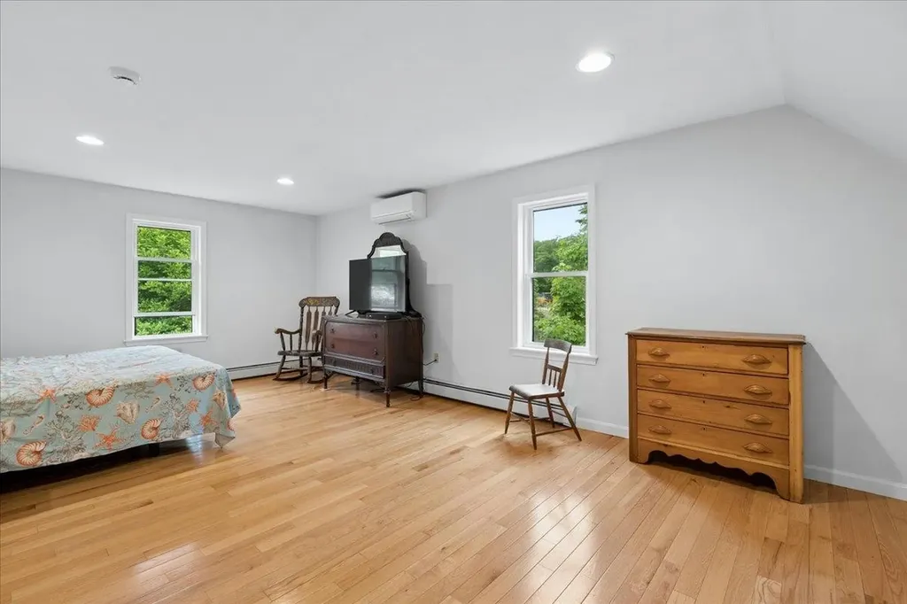 240 Sandown Road Chester NH 03036