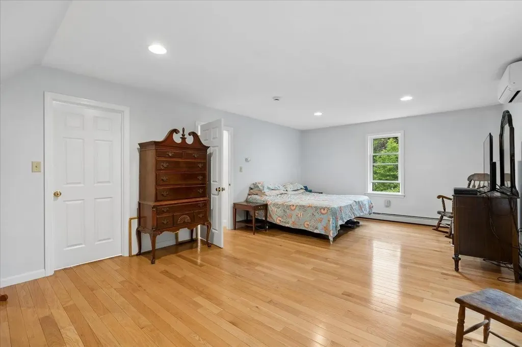 240 Sandown Road Chester NH 03036