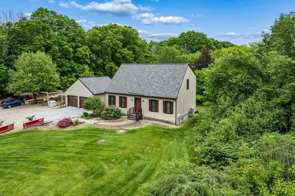 240 Sandown Road Chester NH 03036