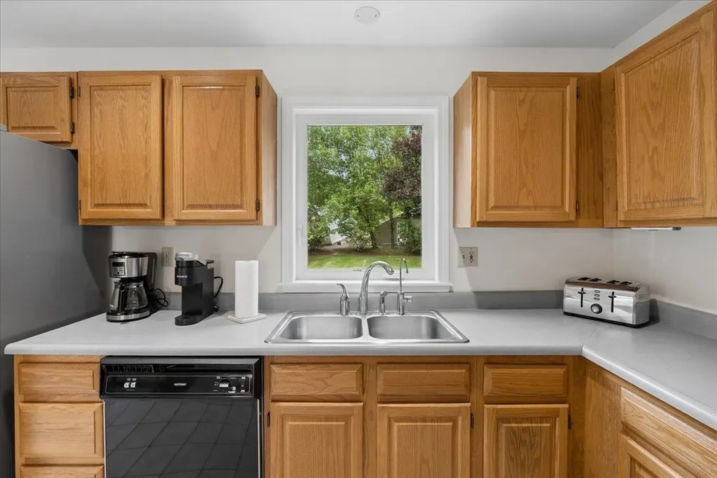 240 Sandown Road Chester NH 03036