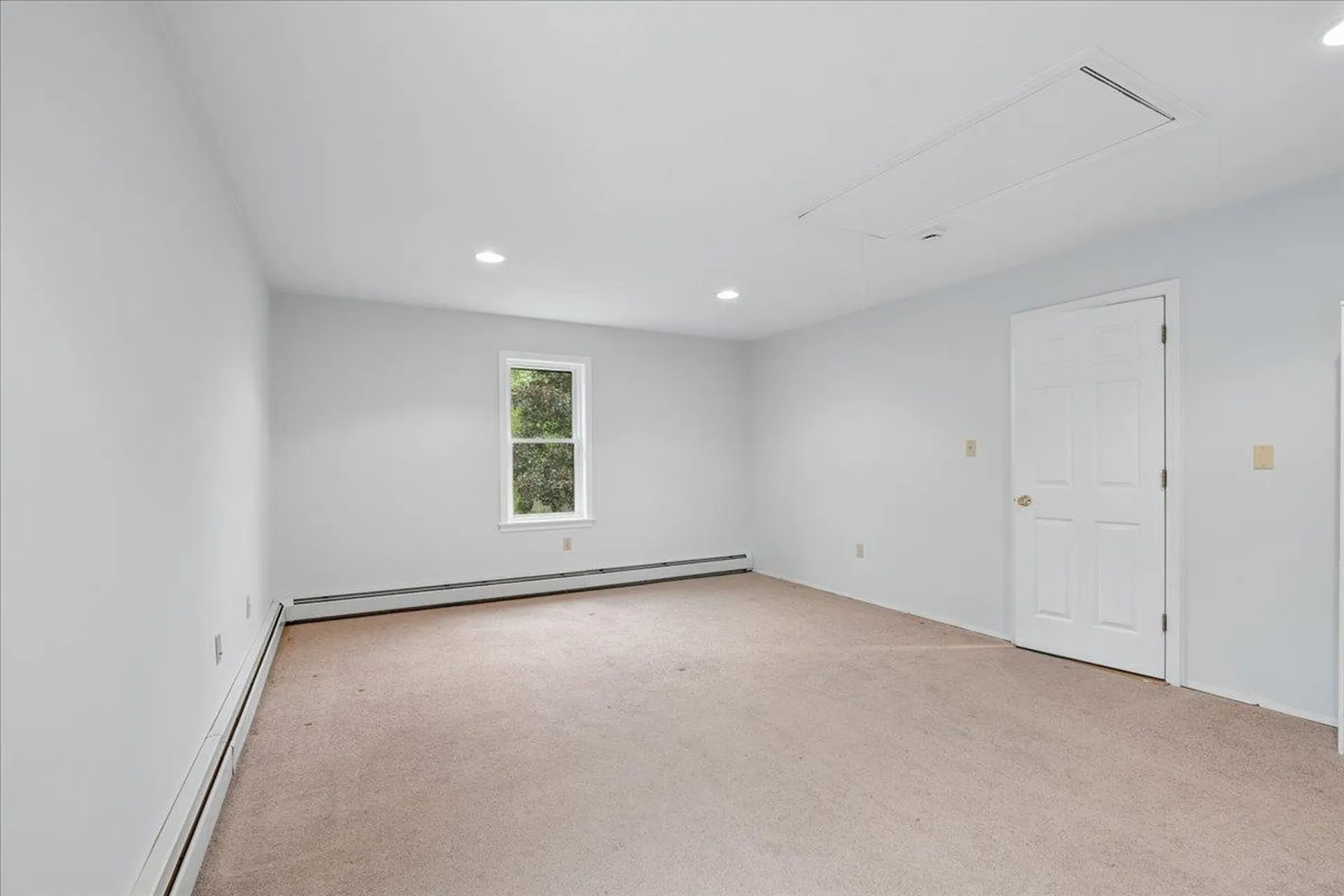 240 Sandown Road Chester NH 03036