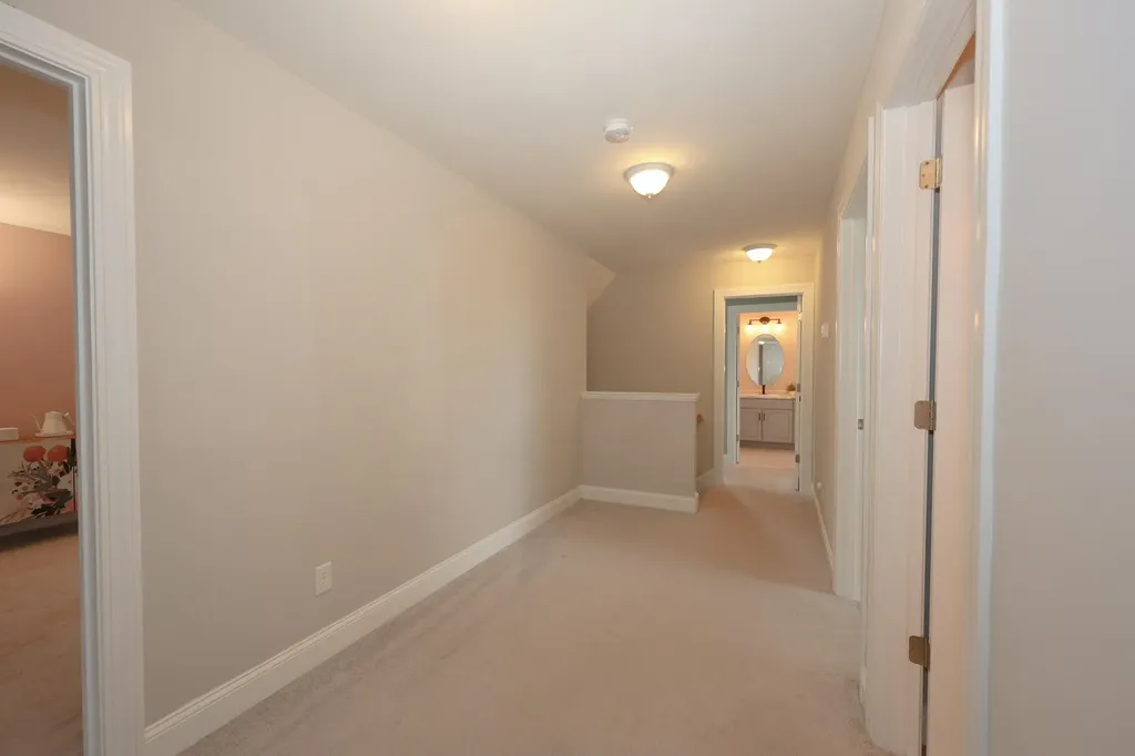 142 Brookview Drive Hooksett NH 03106