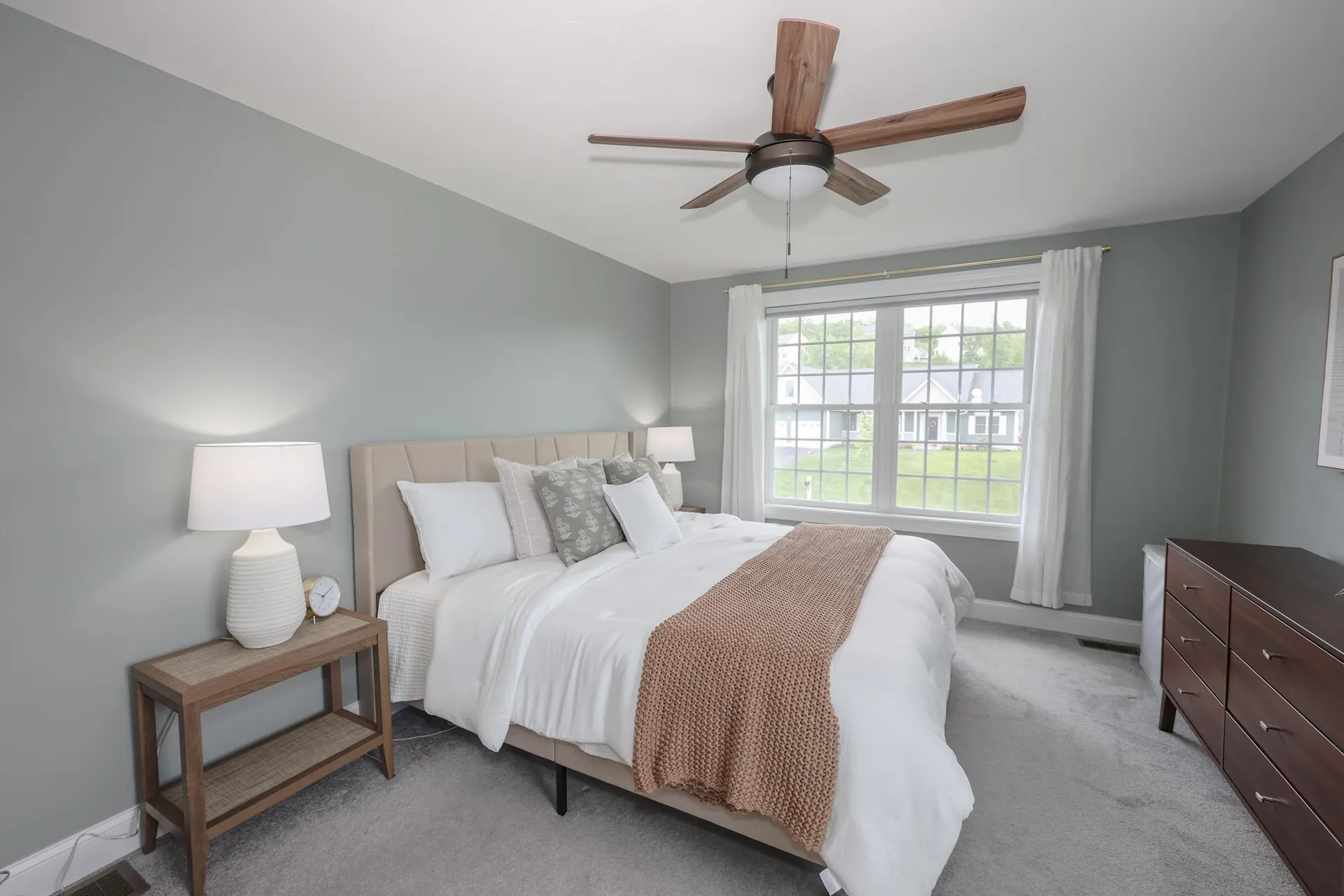142 Brookview Drive Hooksett NH 03106