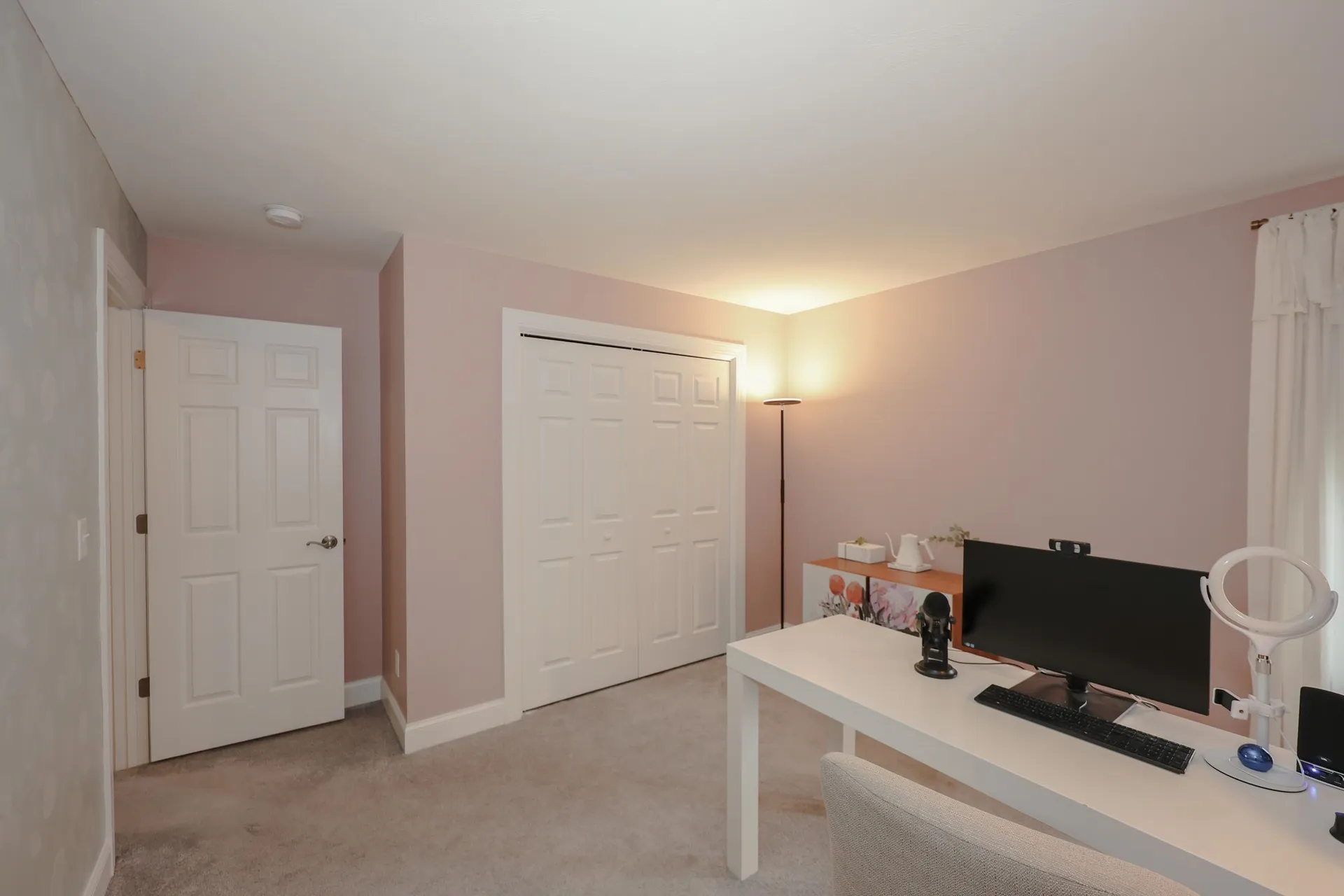 142 Brookview Drive Hooksett NH 03106