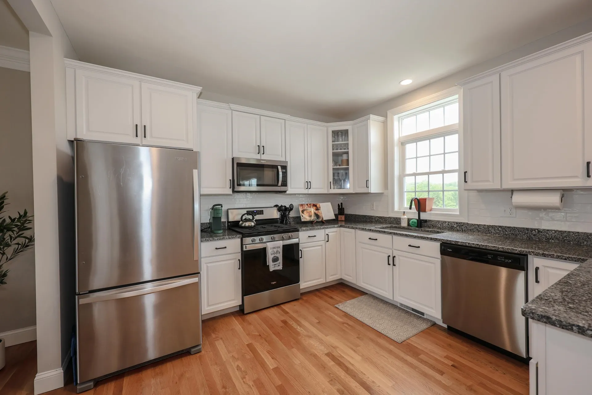 142 Brookview Drive Hooksett NH 03106