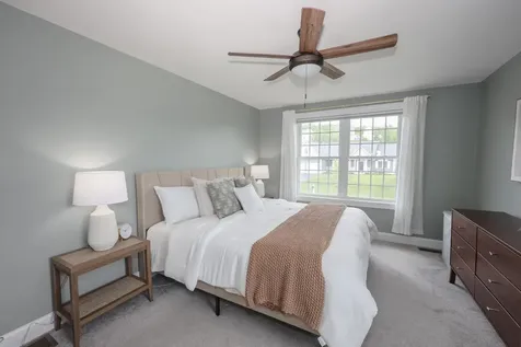 142 Brookview Drive Hooksett NH 03106
