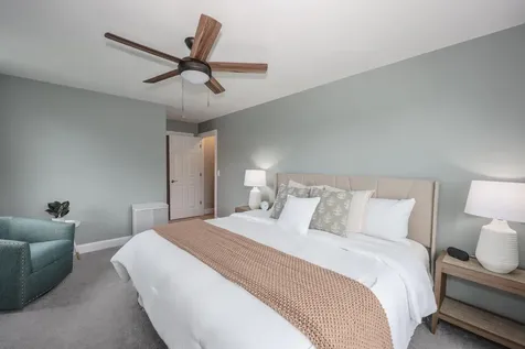 142 Brookview Drive Hooksett NH 03106