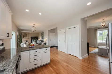 142 Brookview Drive Hooksett NH 03106
